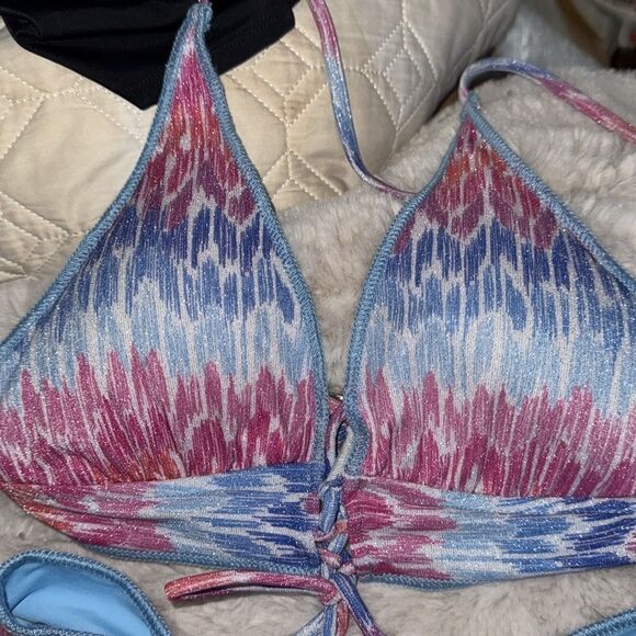 NWT 156.00 36D,Large -Medium Suit
Joshua Tree Lace Up Swim Top+ Hipster Bottom - Picture 7 of 7